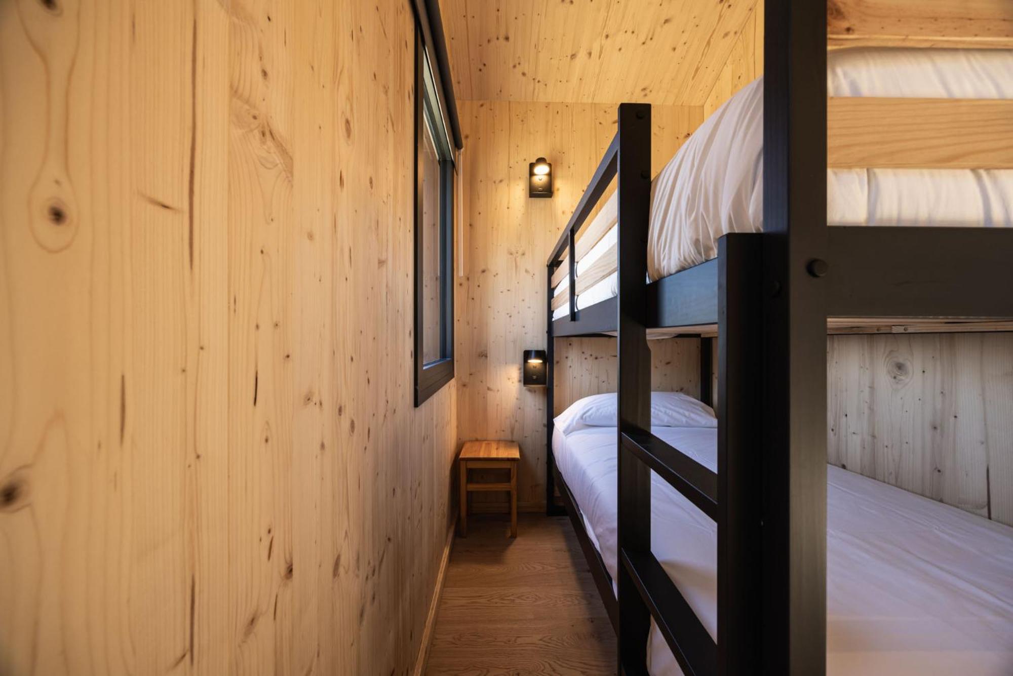 Basecamps Cerdanya Hotel Caixans Phòng bức ảnh