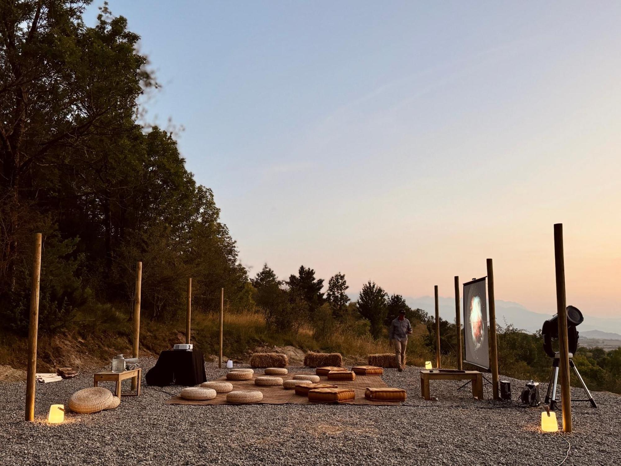 Basecamps Cerdanya Hotel Caixans Ngoại thất bức ảnh