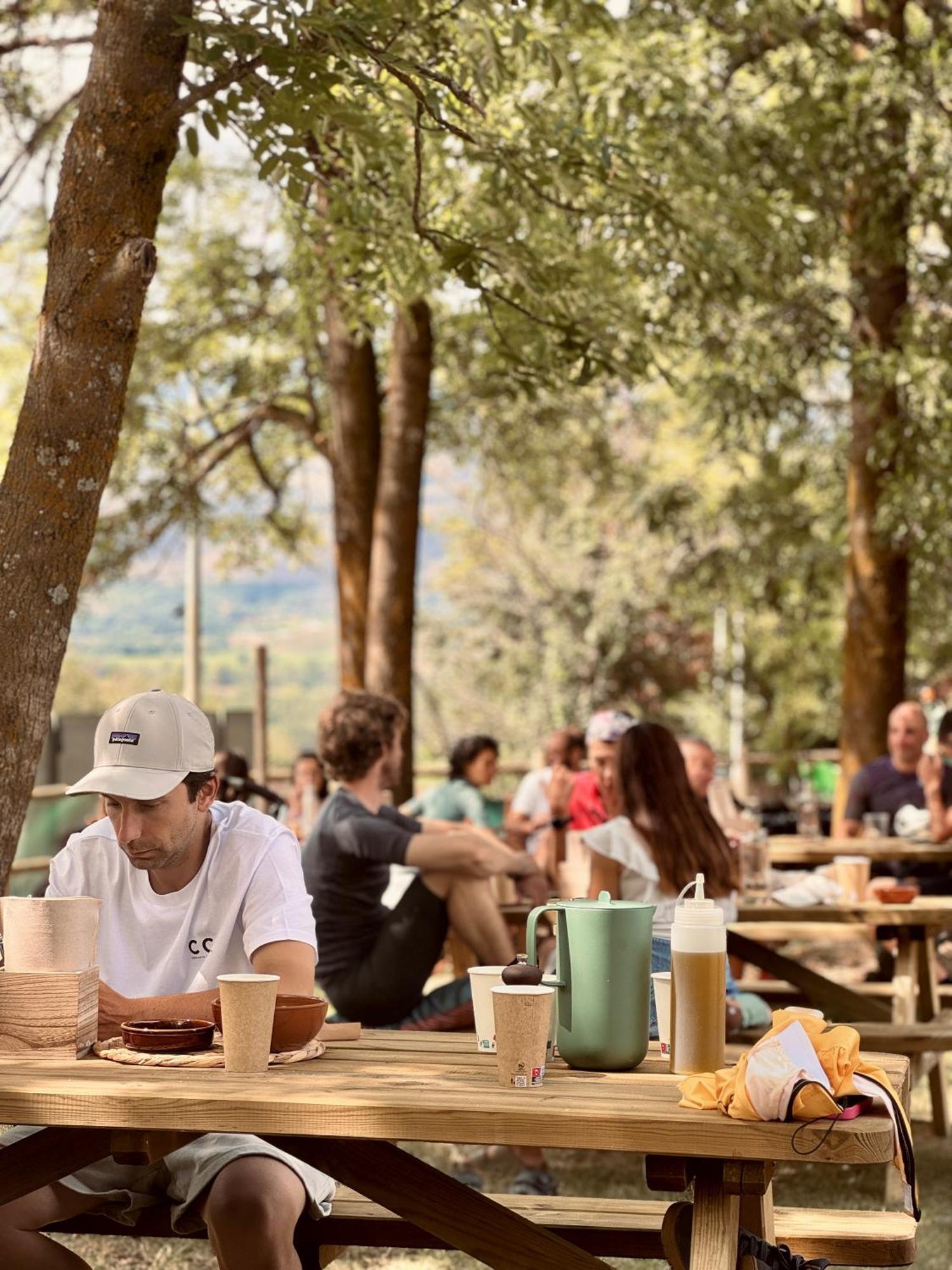 Basecamps Cerdanya Hotel Caixans Ngoại thất bức ảnh