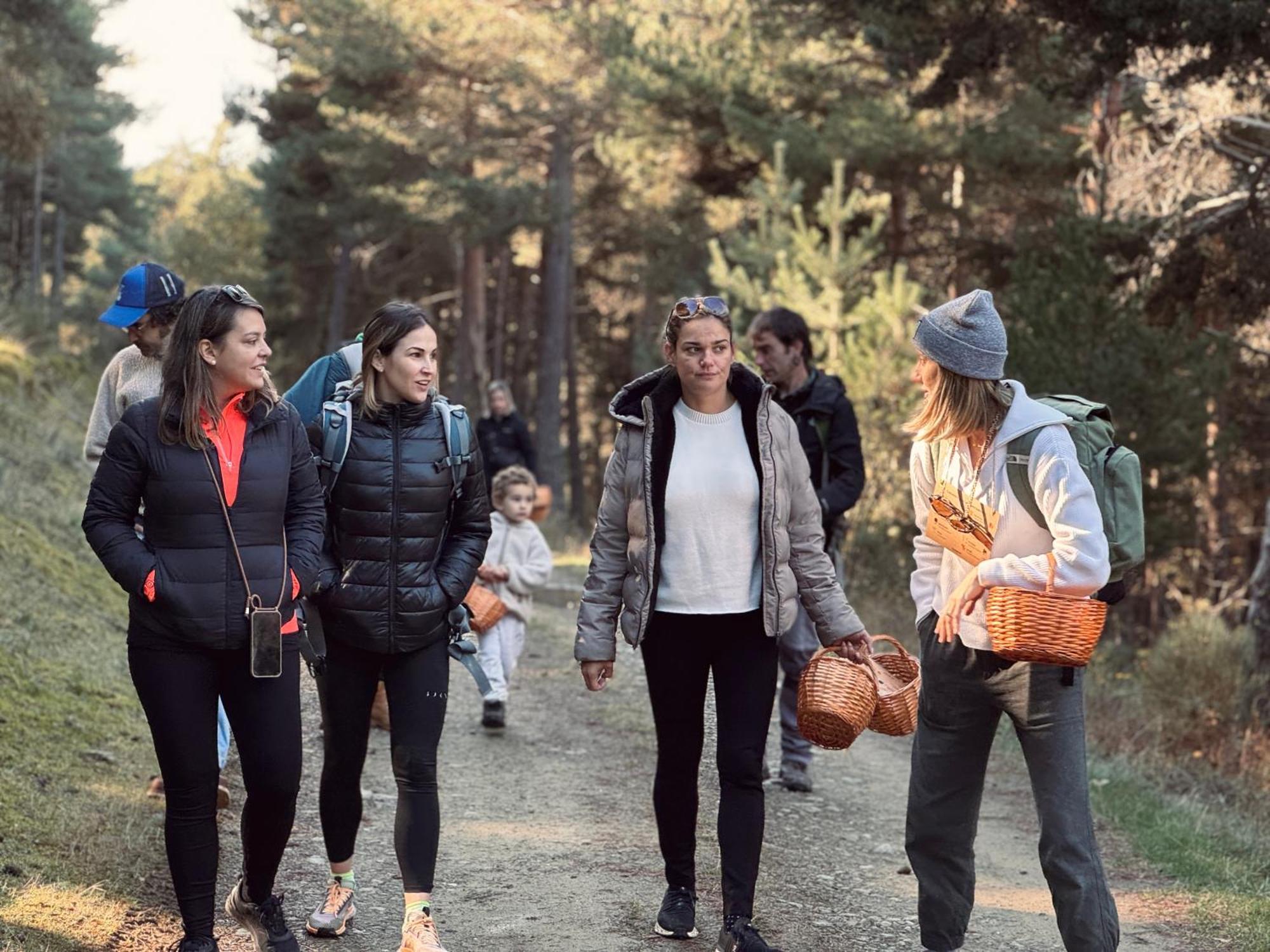Basecamps Cerdanya Hotel Caixans Ngoại thất bức ảnh